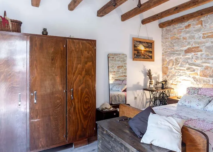 In - Istrien 9341 메덜린